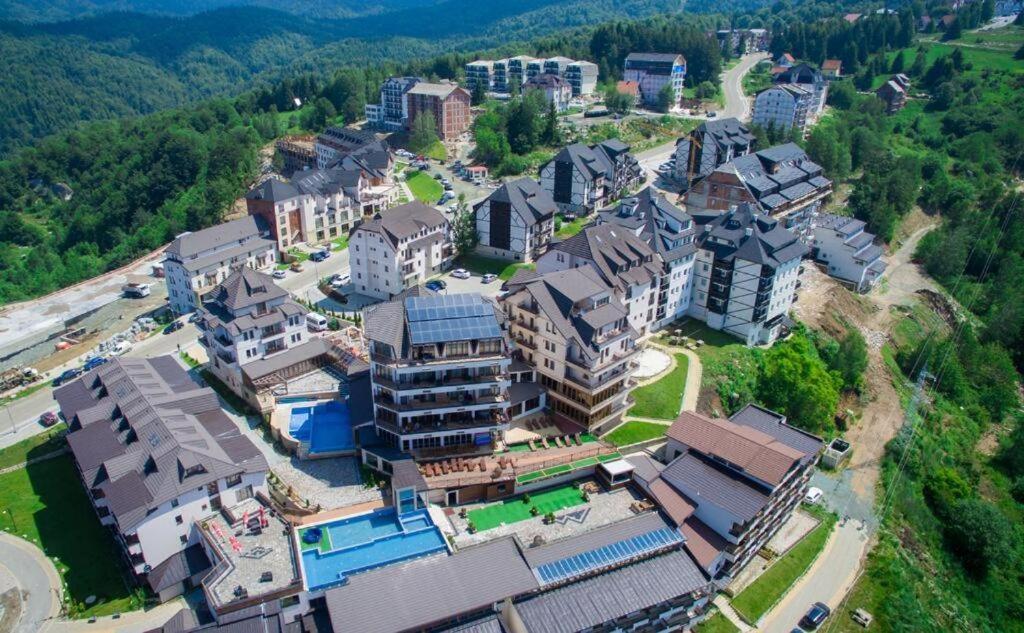 Apartments S73&S74 Milmari Resort, Kopaonik Esterno foto